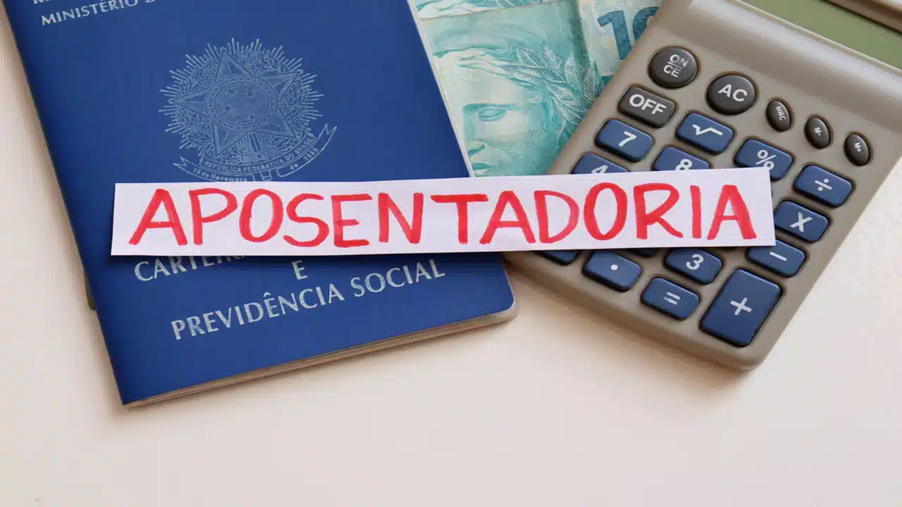 Aposentadoria com regras de transição: veja como garantir o benefício
