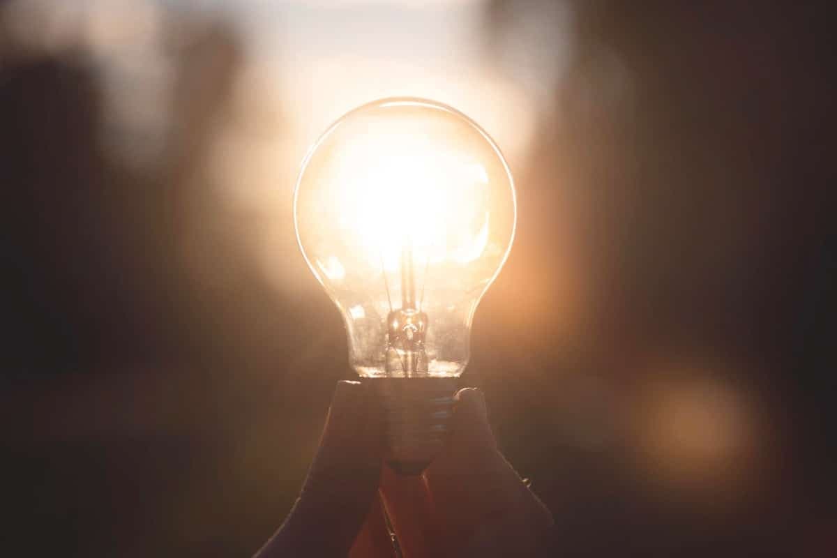 Aneel muda bandeira tarifária: saiba como sua conta de luz será impactada