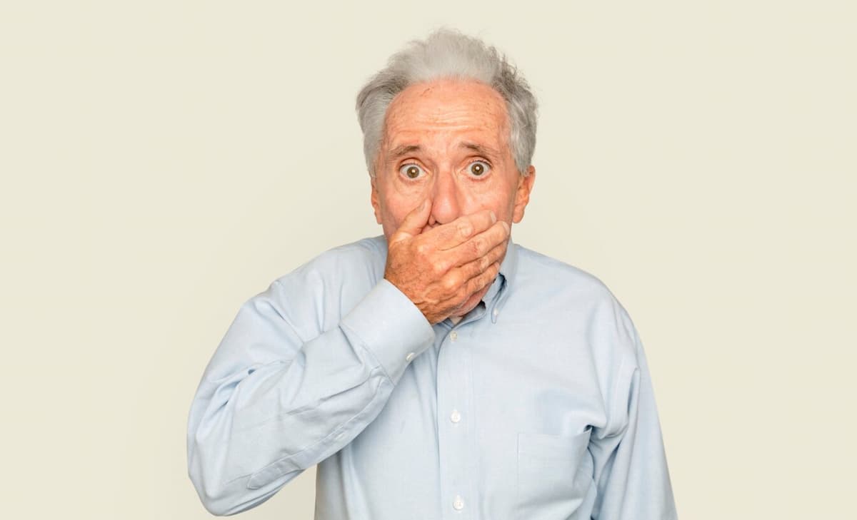 Idoso é vítima de engasgo fatal durante almoço; saiba como evitar