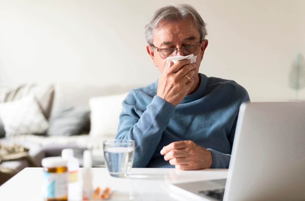 Gripe em idosos: 7 Cuidados essenciais para uma prevenção eficaz