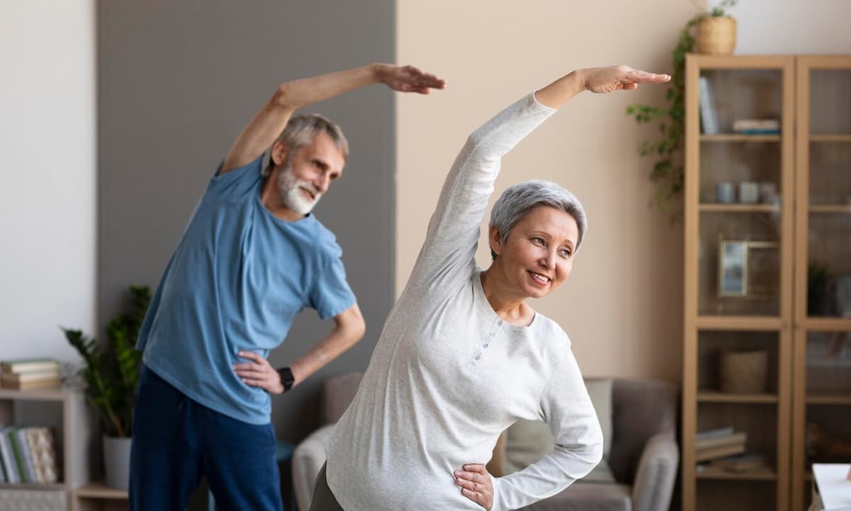 Movimento é saúde: exercícios que ajudam idosos a manter força e autonomia