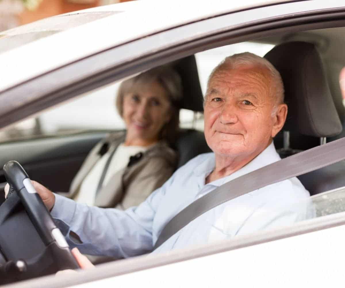 Desconto especial para idosos na compra de carros pode se tornar realidade