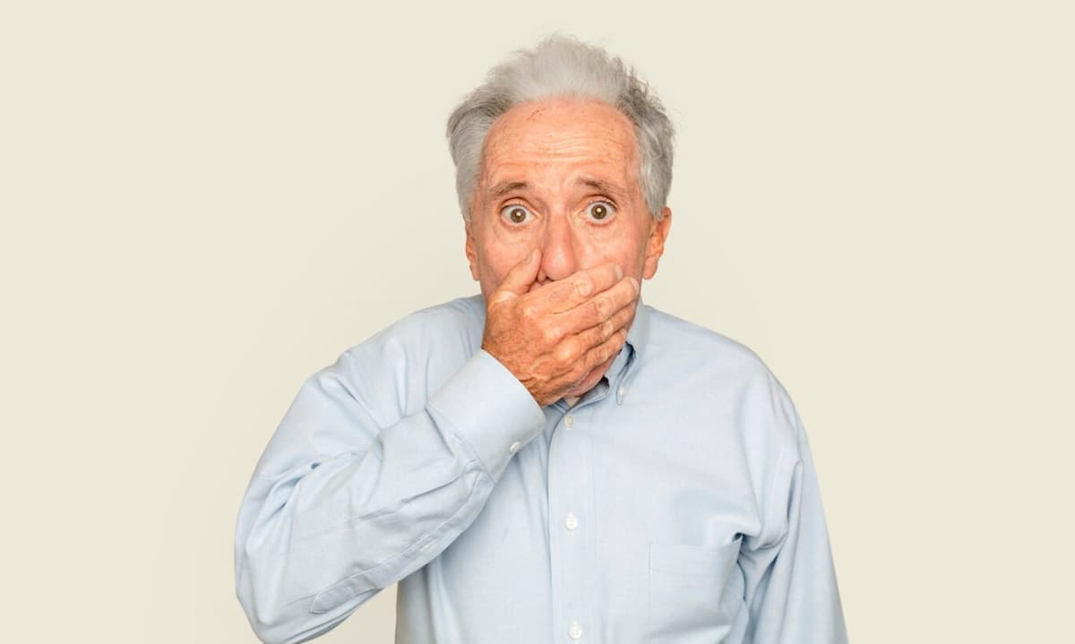 Vítima do golpe do bilhete, idoso faz Pix de R$ 36 mil a criminosos