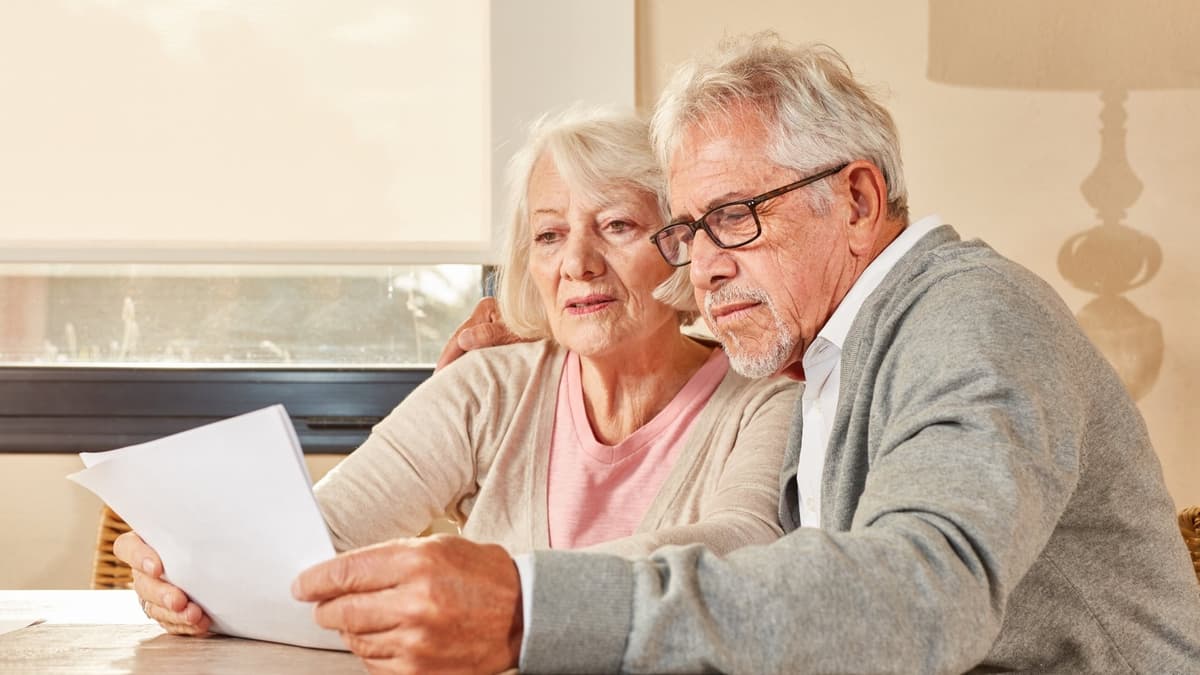 Comunicado de cartório envolve idosos com imóveis e ativos