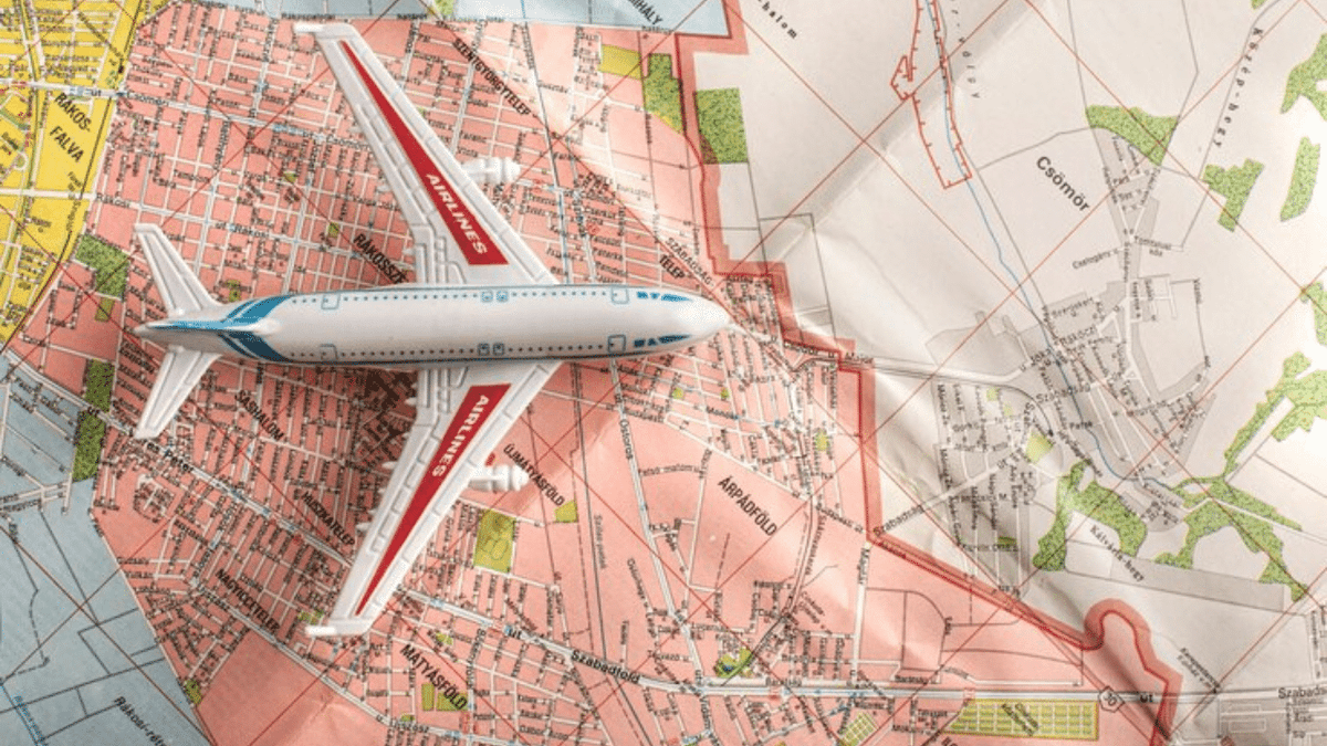 Como idosos podem viajar de graça: um guia completo