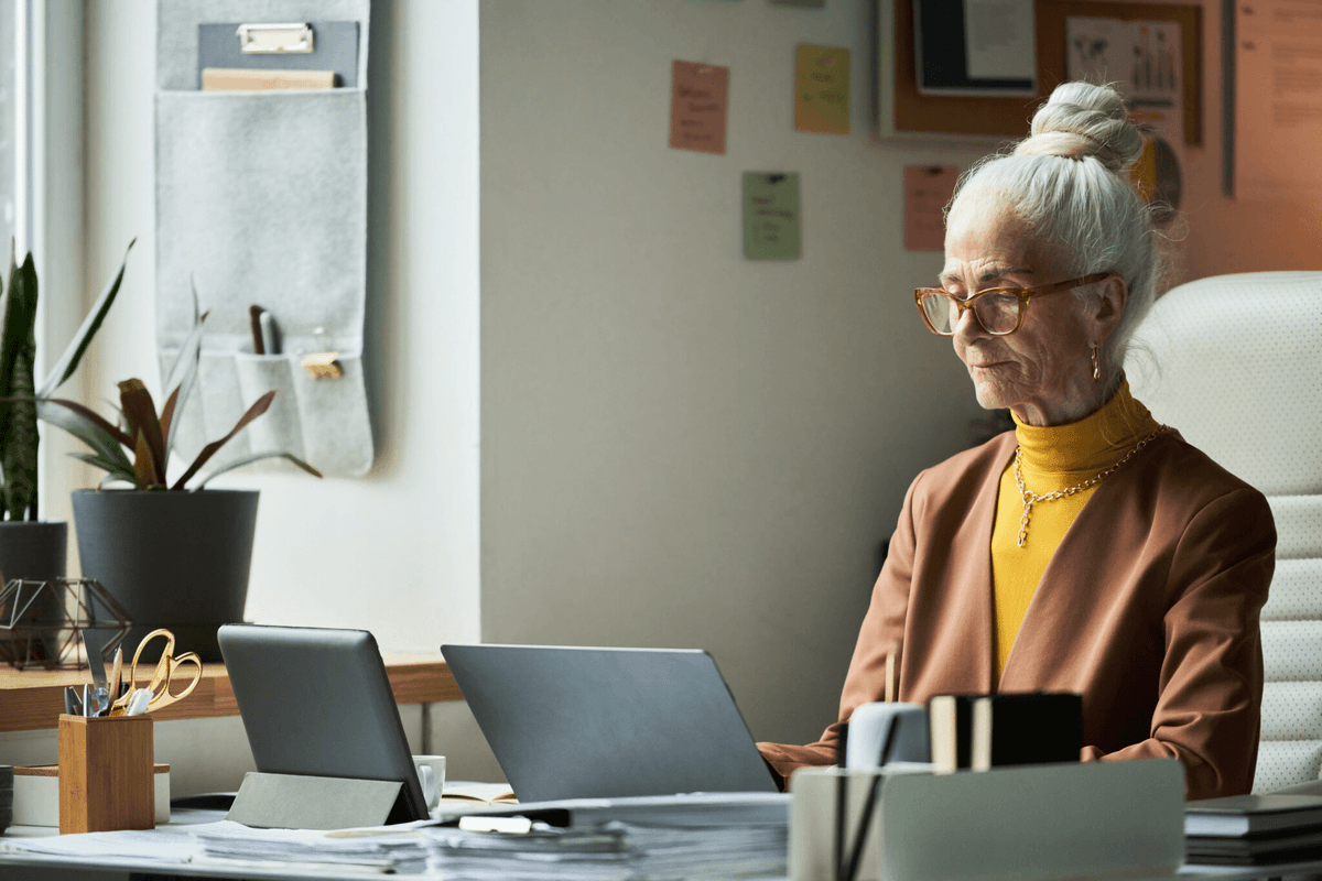 idosos golpes digitais