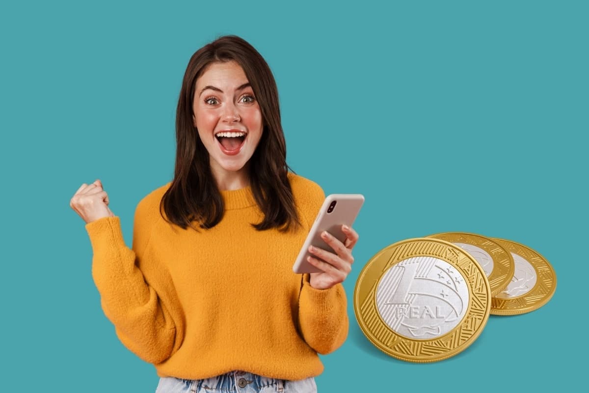 Trabalhador tem direito a antecipar 13º nas férias; saiba como solicitar